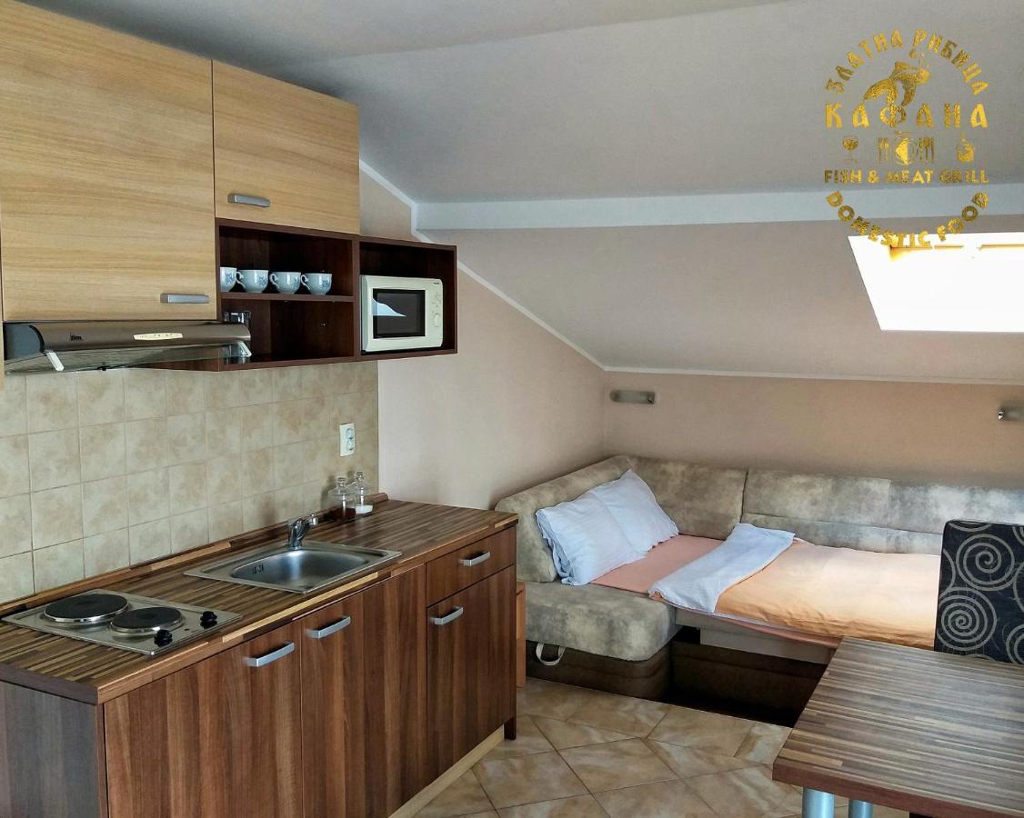 Zlatna Ribica Apartman Galambóc Kültér fotó